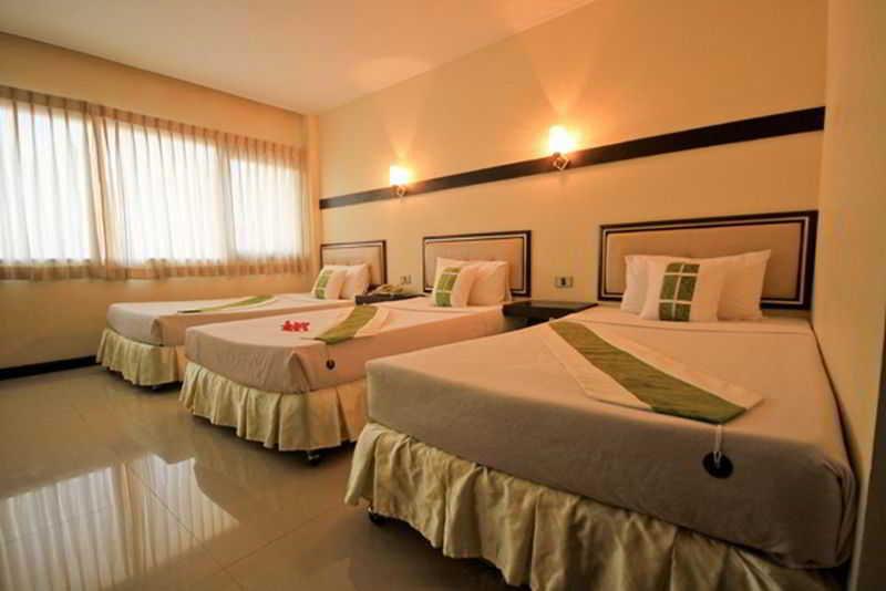 Navarat Heritage Hotel Kamphaeng Phet Eksteriør bilde